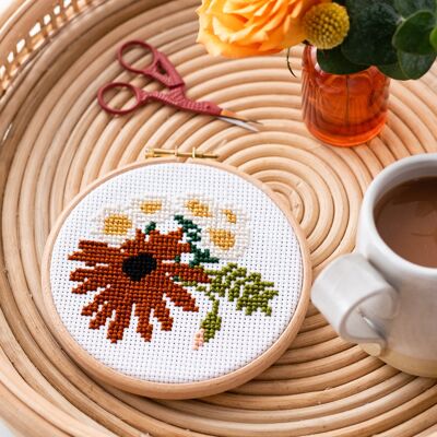 Retro Daisies Cross Stitch Kit