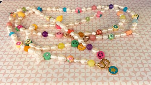 Necklace summer pearls