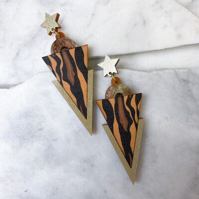 Pendientes colgantes triangulares con estampado de rayas de tigre en marrón salvaje y dorado