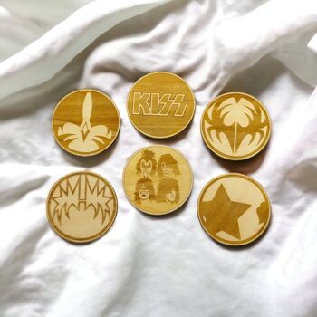 Ensemble de 6 sous-verres en bois Kiss - cadeau de pendaison de crémaillère - groupes de rock 1