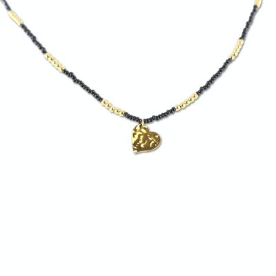 CO88 necklace black beads w/ pendant heart hammered IPG