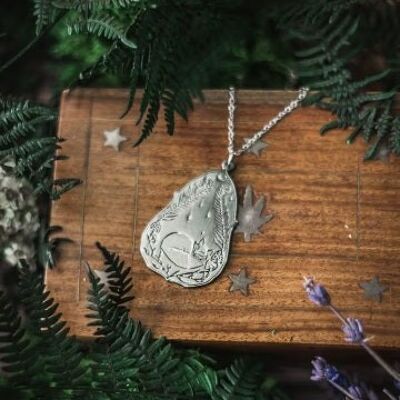 Collier Renard Endormi Acier et Zamak Pendentif Forêt Créature Bijoux Goblincore Pendentif Réel Bijoux Collier Moderne