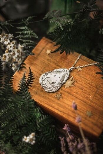 Collier Renard Endormi Acier et Zamak Pendentif Forêt Créature Bijoux Goblincore Pendentif Réel Bijoux Collier Moderne 2