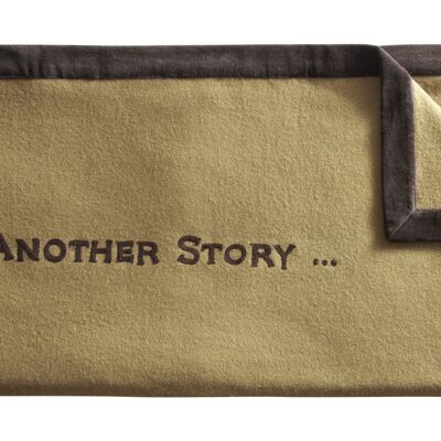 Beige Flannel Throw "Another Story ..." - Lounge Fabrics
