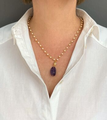 Pendentif pierre femme : Chaîne de perles améthyste. Mode. Doré. Bijouterie d'imitation. Printemps.  	fait à la main. Mariages, invités. 2