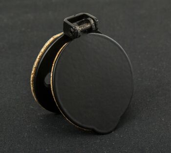 Mini Magflap - Couvercle de trou de serrure - Boudin d'étanchéité - Fermeture magnétique - Fabriqué au Royaume-Uni 4