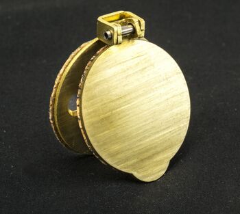 Mini Magflap - Couvercle de trou de serrure - Boudin d'étanchéité - Fermeture magnétique - Fabriqué au Royaume-Uni 5