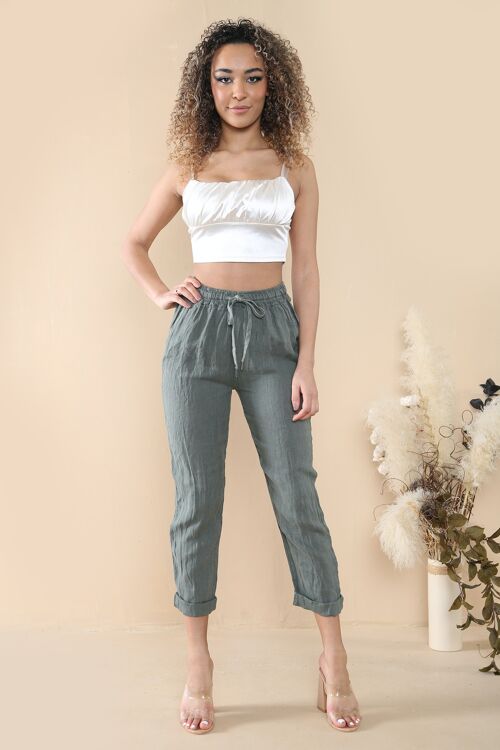 Comfortable linen trousers with drawstring