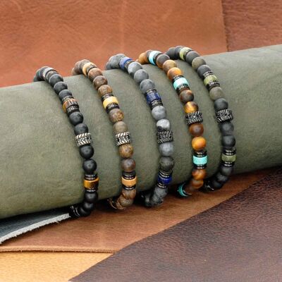 Set of 5 bracelets in stainless steel and natural stones.