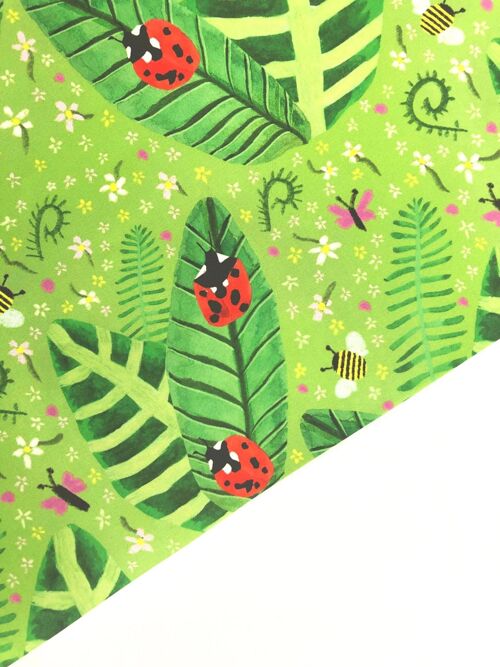Insect Pattern Wrapping Paper (5 Rolled Up Sheets)