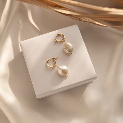 Layla 14k Gold Baroque Pearl Earrings