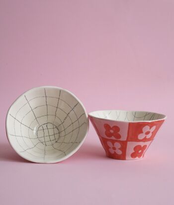 Smile - Daisy Plaid Checkered Bowl / Céramique peinte à la main de style vintage | Cuisine pastel de décoration esthétique de bol en céramique peinte unique 3