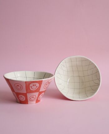 Smile - Daisy Plaid Checkered Bowl / Céramique peinte à la main de style vintage | Cuisine pastel de décoration esthétique de bol en céramique peinte unique 4