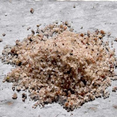 Sal fina de Guérande con pimienta de Madagascar a granel