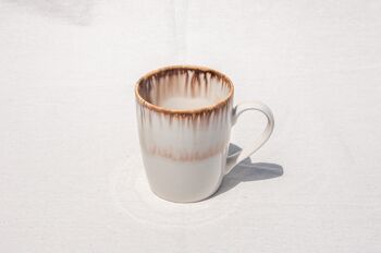 Tasse en forme de U en porcelaine faite à la main - 250 ml 2