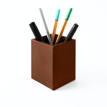 Porte-stylo Minerve en cuir reconstitué marron orange - cm 7x7 H.9,5 - Design carré et coutures faites à la main 2