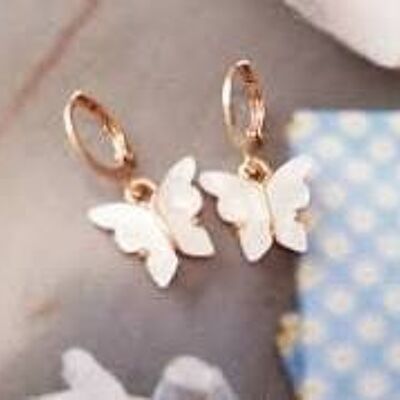 Small pearly butterfly pendant hoop earrings