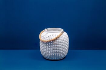 Lampe de table en porcelaine au design de lanterne blanche | Style contemporain & oriental | Veilleuse | Sculpté à la main | Fini mat en blanc 2