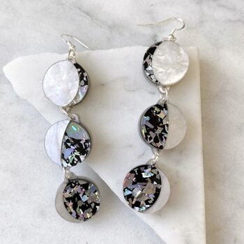 Boucles d'Oreilles Longues Phase de Lune - Noir & Argent