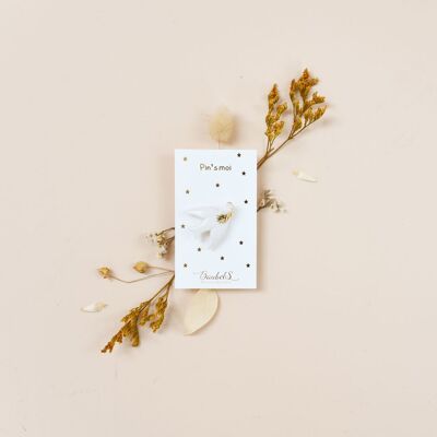 Dove Pin - porcelain