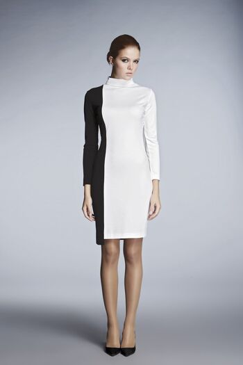 Robe en jersey doux monochrome Day & Night avec ourlet asymétrique 3