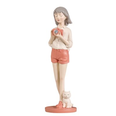 Travelling Girl Statues