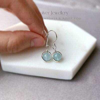 Boucles d'oreilles créoles en argent sterling aigue-marine