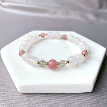 Bracelet en pierres précieuses calcédoine blanche et quartz fraise 5