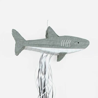 piñata de tiburon