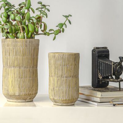 Vaso in cemento con design a trama di paglia | Effetto bambù intrecciato | Forma a clessidra fatta a mano | in un colore beige