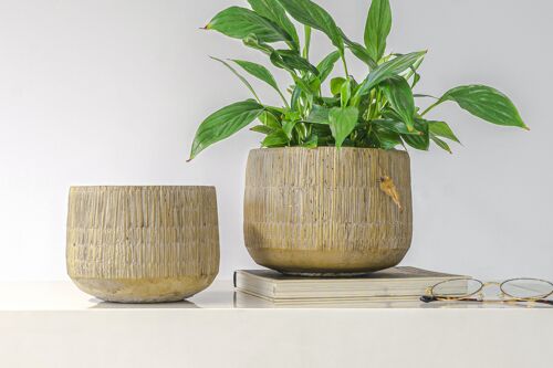 Cement	Plant Pot in a Straw texture design	| Bamboo woven effect	| Handmade	Indoor Tapered Pot | in a Beige colour