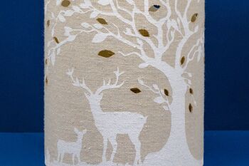 Lampe de table en tissu de lin avec un motif de cerfs et d'oiseaux | sur le thème des créatures | Veilleuse | avec formes découpées 7