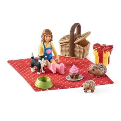 SCHLEICH Farm World Geburtstags-Picknick-Spielzeug-Spielset, Mehrfarbig, 3 bis 8 Jahre (42426)