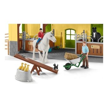 SCHLEICH Farm World Écurie pour enfants avec accessoires, 3 à 8 ans, multicolore (42485) 5