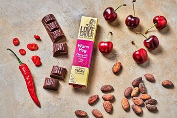 Valentine's gifting Vegan Chocolate Bar WARM HUG Cherry Chilli 79% 40 g organic 1