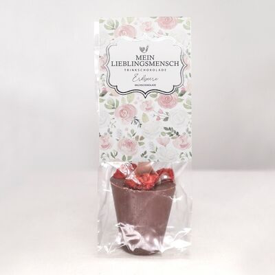 Fresa bebiendo chocolate "Mi persona favorita"