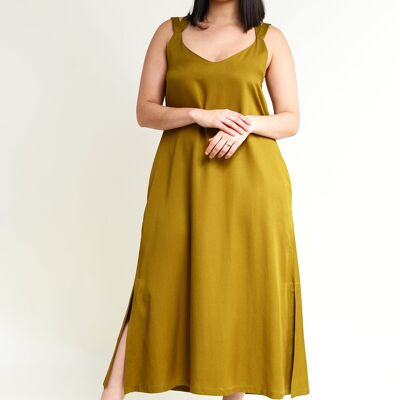 Vestido largo O-TERE en color oliva de tencel