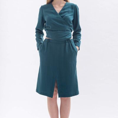 Skirt with slit "MI-TU" in green made of Tencel