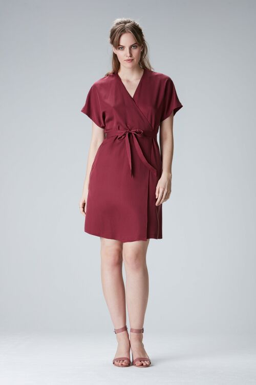 Wickelkleid "CAAR-MEN" in Bordeaux aus Tencel