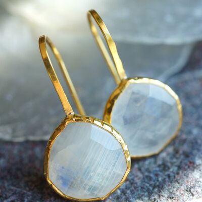 "Drop" earrings, Moonstone