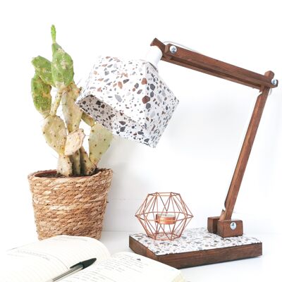 Schreibtischlampe aus Origami-Terrazzo