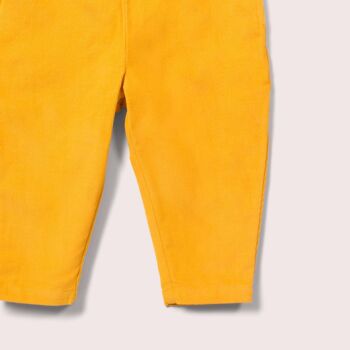Pantalon confortable en velours côtelé doré 4