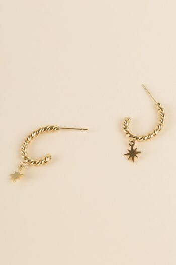 Boucles d'oreilles doré avec étoile 2