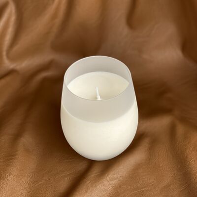 CREAMY candle