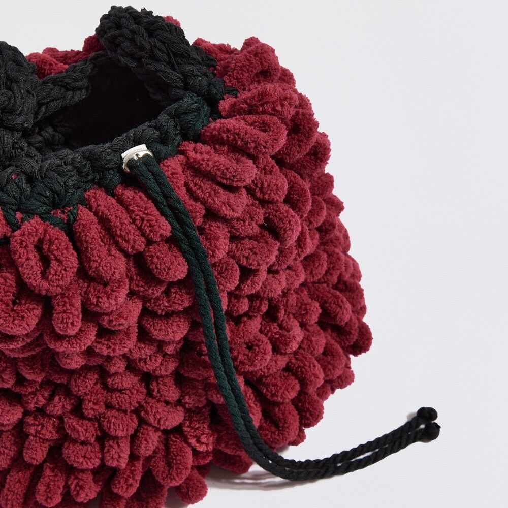 Borsa a secchiello all'uncinetto "Maya" bordeaux + nero