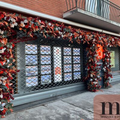 Company facade decoration with silk flowers