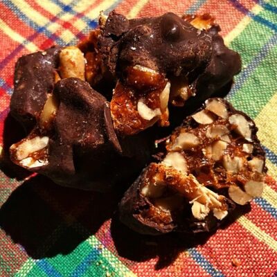 Semi-dark chocolate peanut nougat