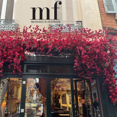 custom facade decoration with artificial flowers