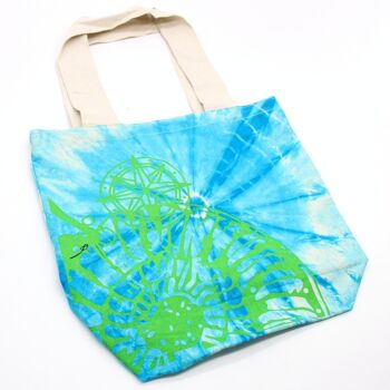 TDB-04 - Sac en Coton Tie-Dye (6oz) - Coquillage - Bleu/Vert - Poignée Verte - Vendu en 1x unité/s par extérieur 3