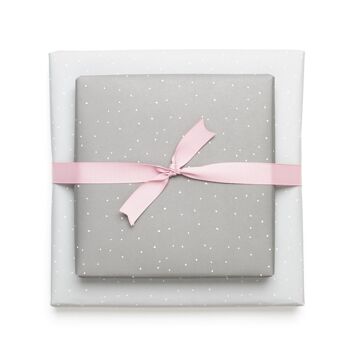 Papier cadeau double face moderne gris à pois blancs en papier recyclé, emballage cadeau élégant et simple pour hommes et femmes, papier cadeau minimaliste pour mariage, Saint Valentin 1